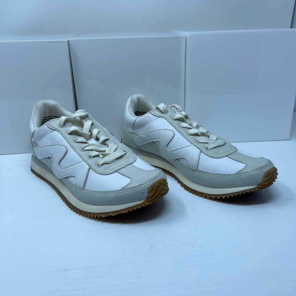 Universal Thread Womens 5W White Gray Low Top Jogger Sneakers New